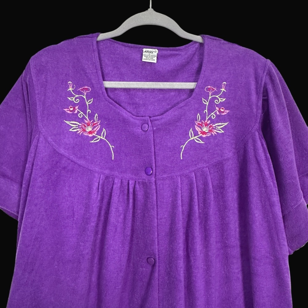 Argee Womens Purple Terry Cloth Snap Front‎ Robe Floral Embroidered Housecoat L